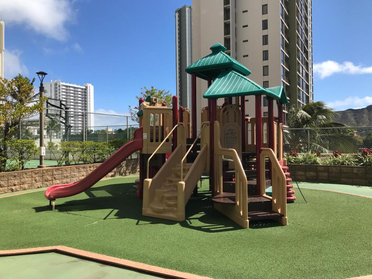 Waikiki Banyan 1Br With Great Ocean Views, Steps To Beach & Parking! Honolulu Luaran gambar
