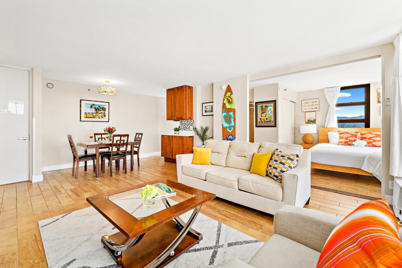 Waikiki Banyan 1Br With Great Ocean Views, Steps To Beach & Parking! Honolulu Luaran gambar