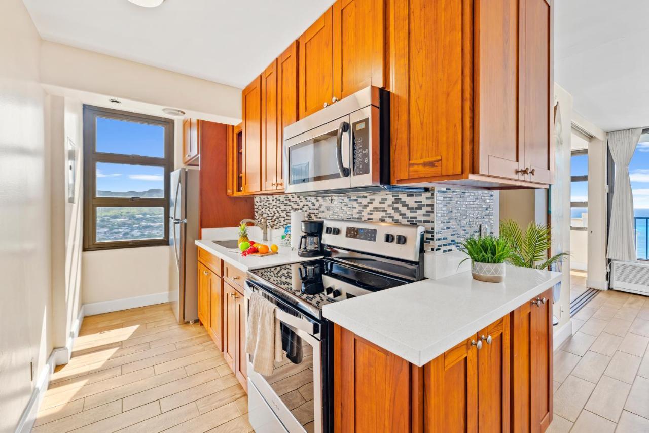 Waikiki Banyan 1Br With Great Ocean Views, Steps To Beach & Parking! Honolulu Luaran gambar