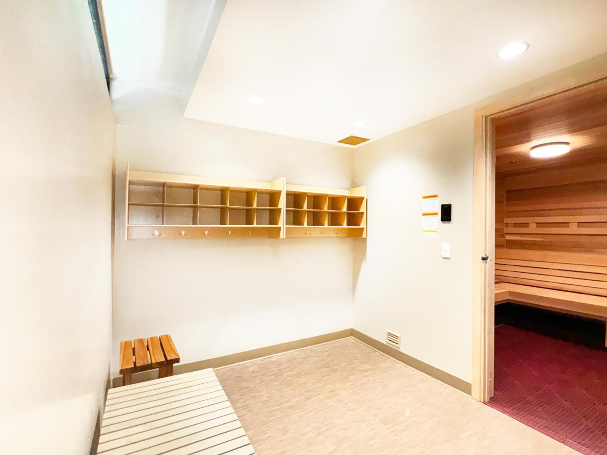 Waikiki Banyan 1Br With Great Ocean Views, Steps To Beach & Parking! Honolulu Luaran gambar